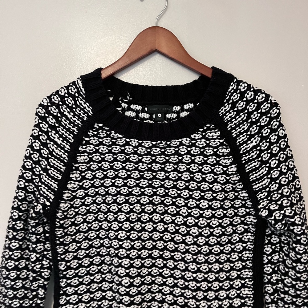 Worthington Black & White Patterned Sweater - Medium 🤍🖤 - Picture 7 of 10